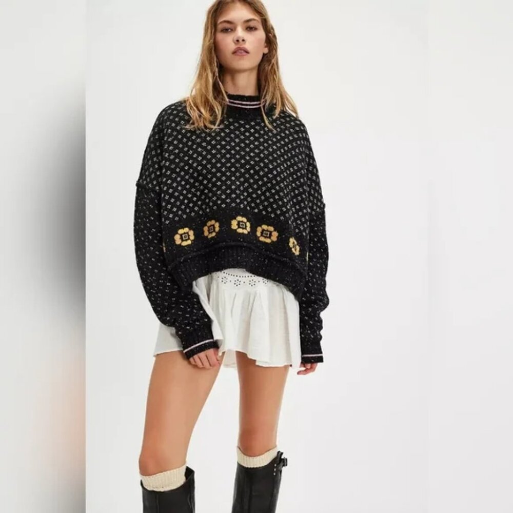 NWT Free People We The Free Pull Flower Patch Sweater